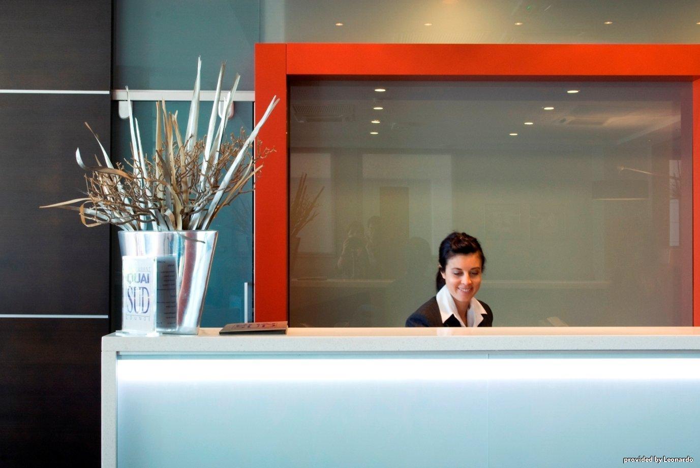 Western Premier Du Vieux-port Hotel 4*