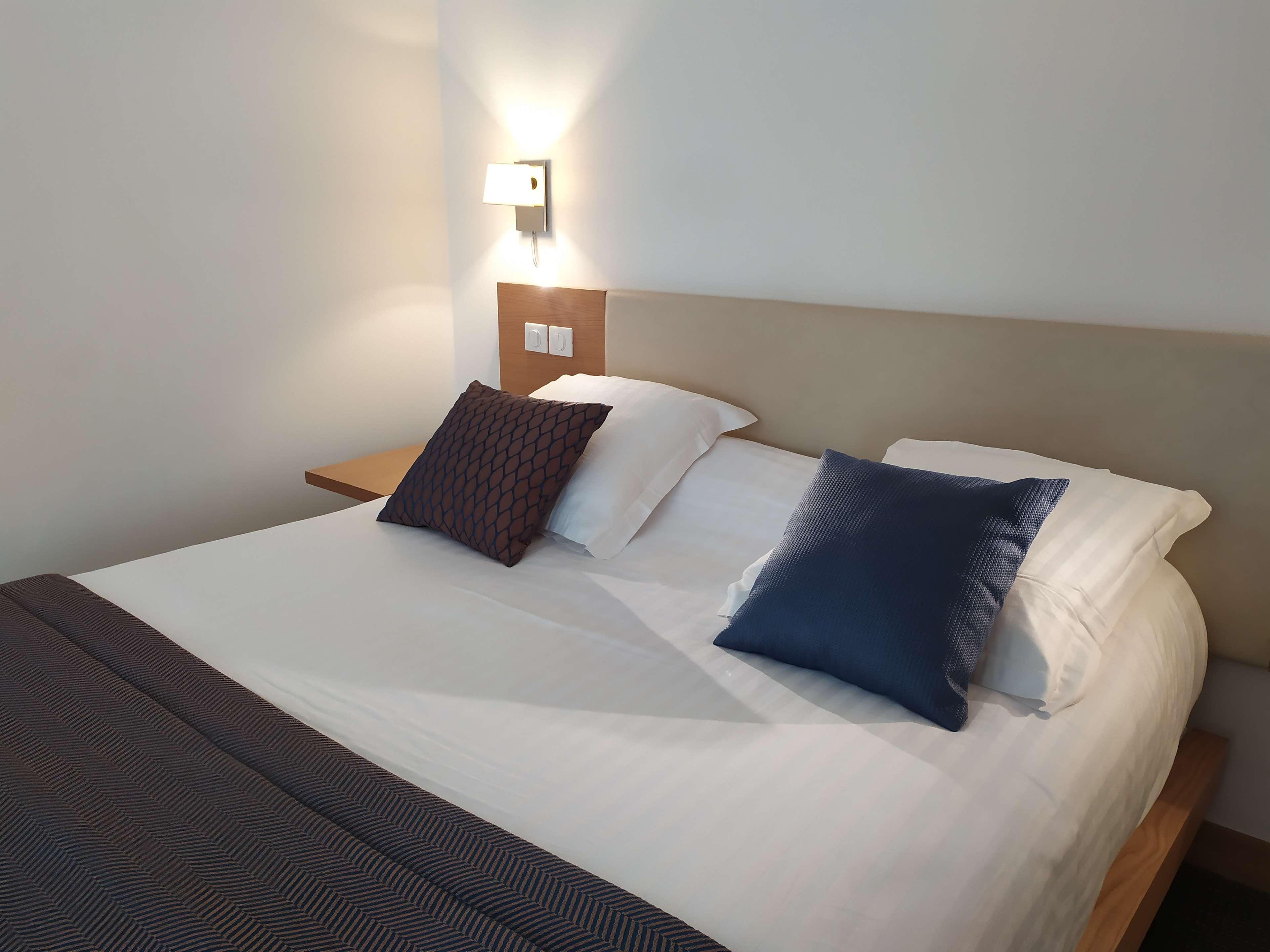 Hotel Western Premier Du Vieux-port 4*