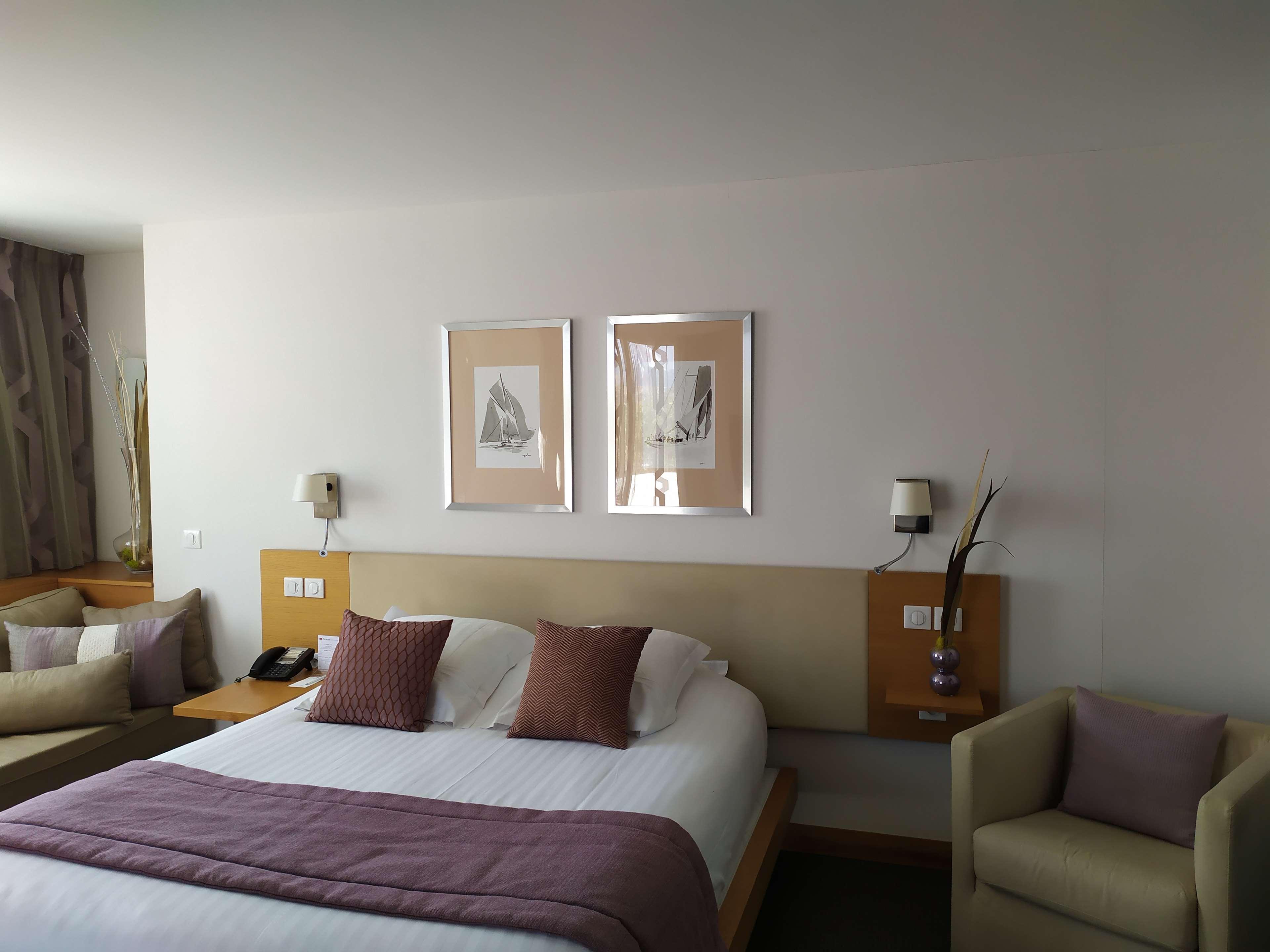 Hotel Western Premier Du Vieux-port 4*